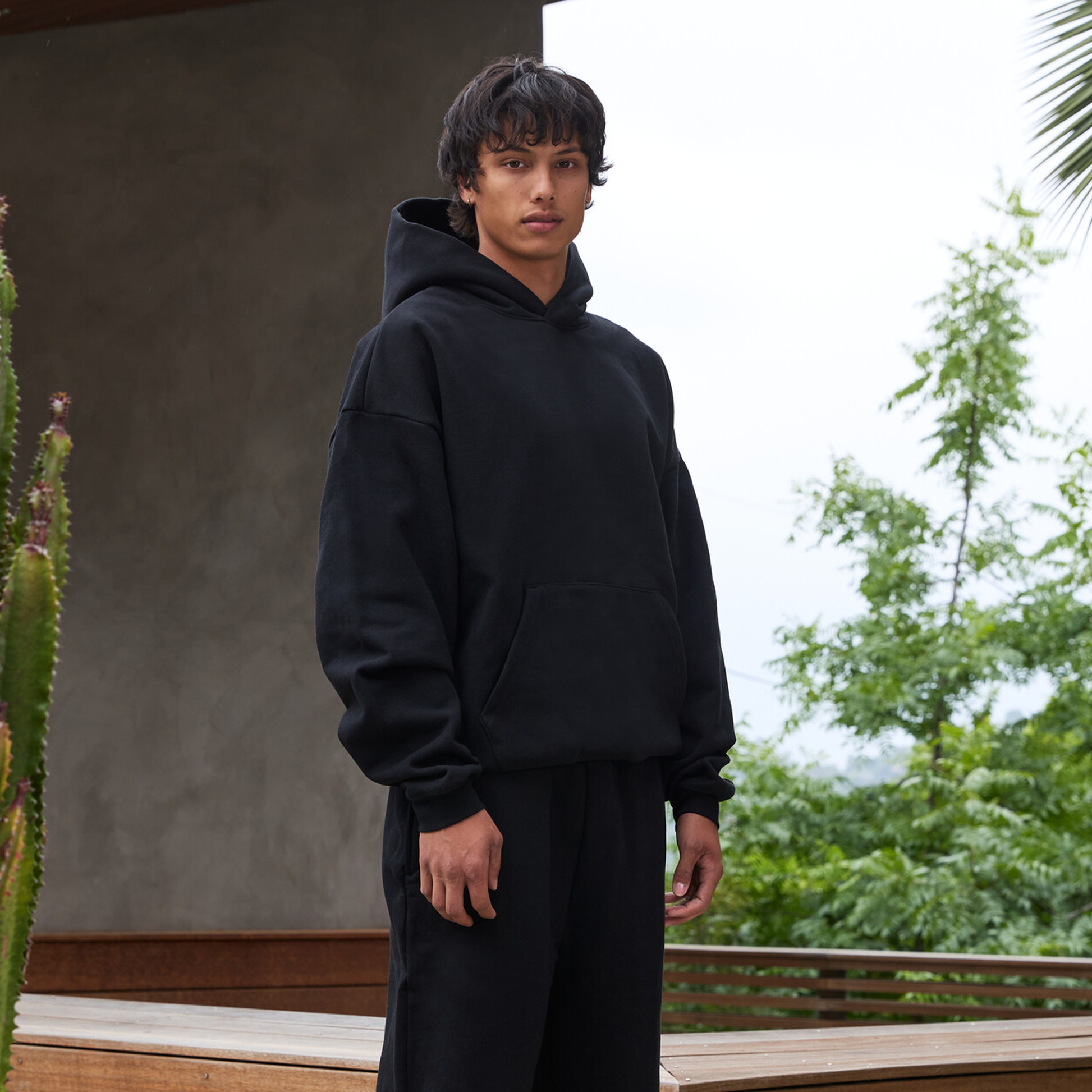 600 GSM 'Black' Core Hoodie – LucidBlanks 600 GSM 'Black' Core Hoodie – LucidBlanks