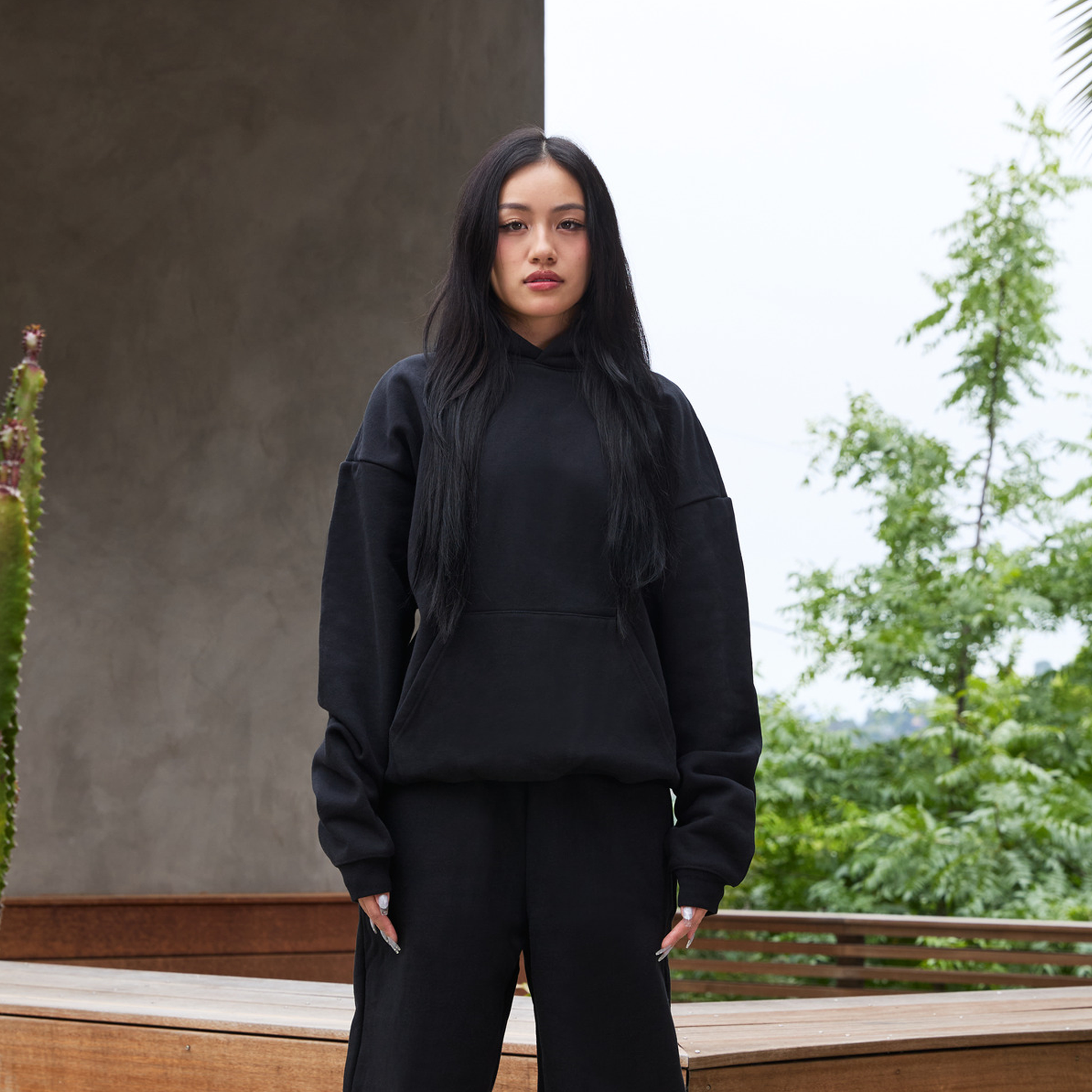 600 GSM 'Black' Core Hoodie – LucidBlanks