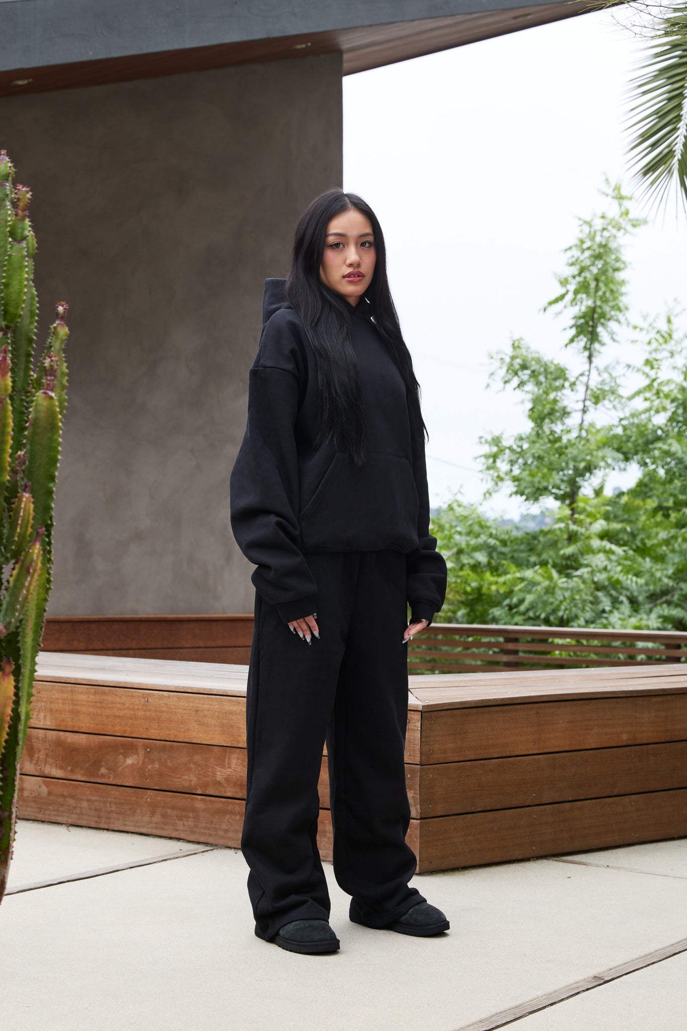 600 GSM 'Black' Core Hoodie – LucidBlanks