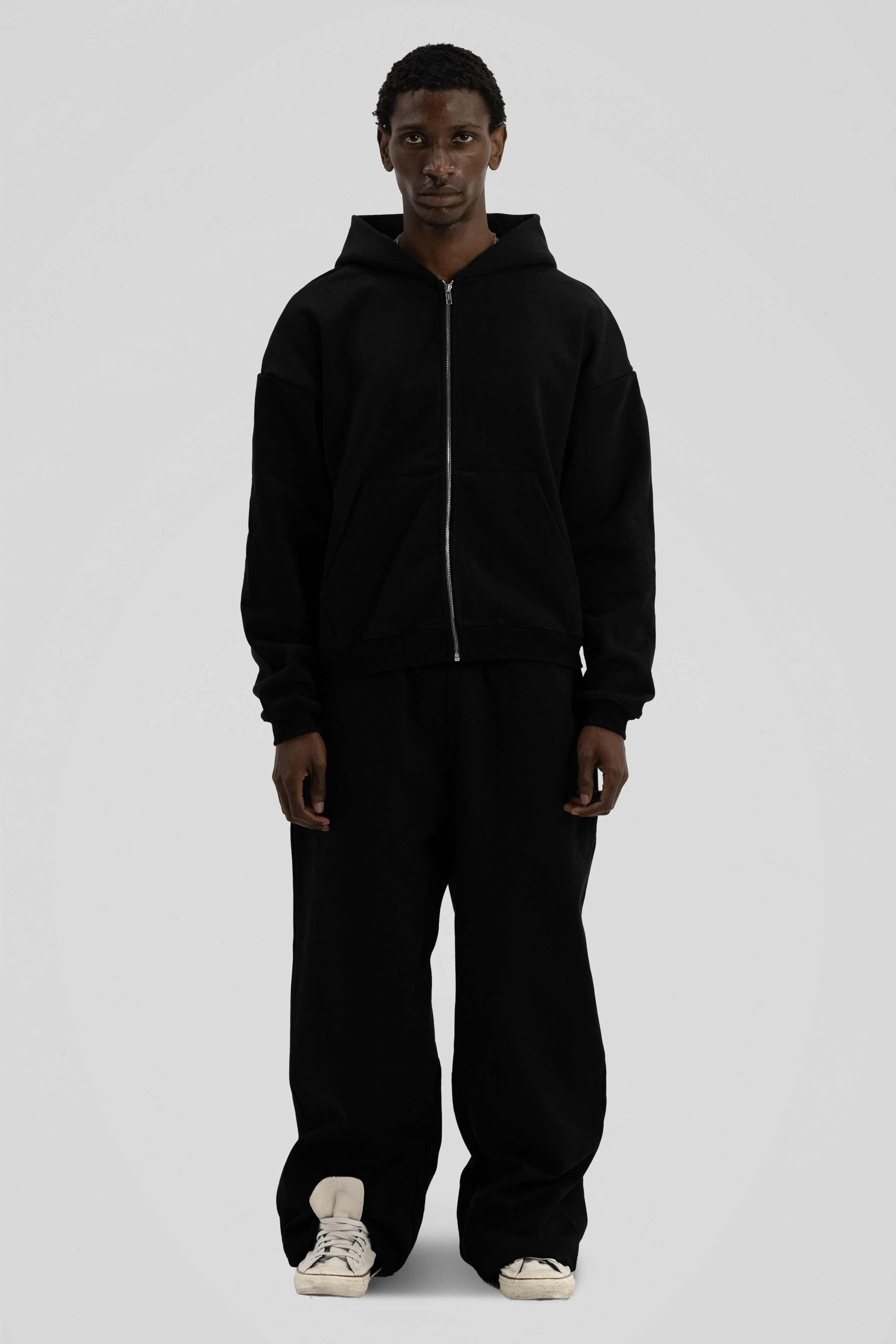 600 GSM 'Black' Zip-Up Hoodie – LucidBlanks