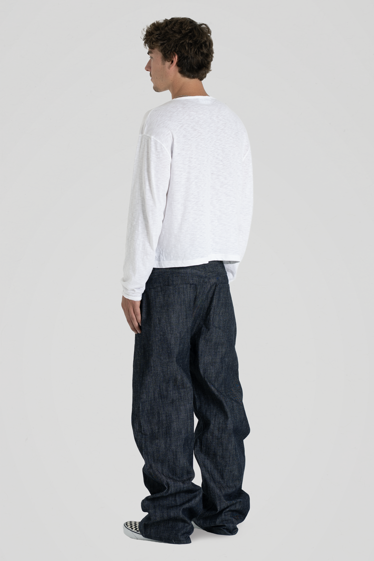 'Terrain' White Slub Long Sleeve Tee